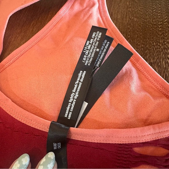 Victoria’s Secret PINK workout set - Picture 5 of 9